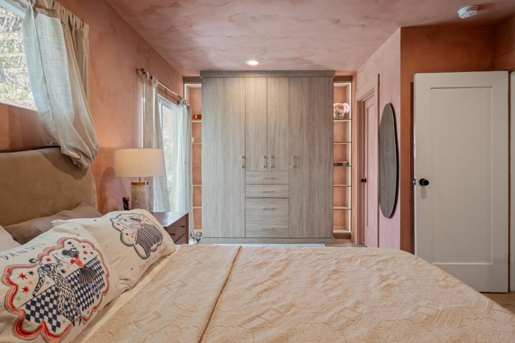 2421 S Orange 36