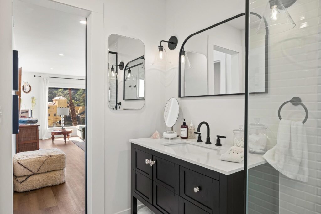 2108 Tavern Trail 18