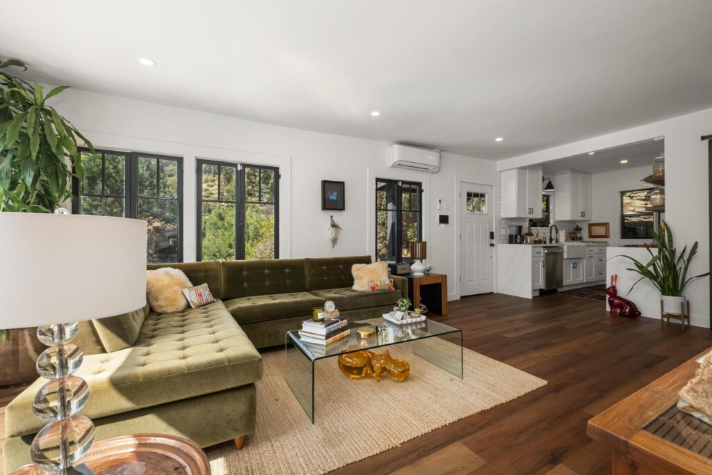 2108 Tavern Trail 6