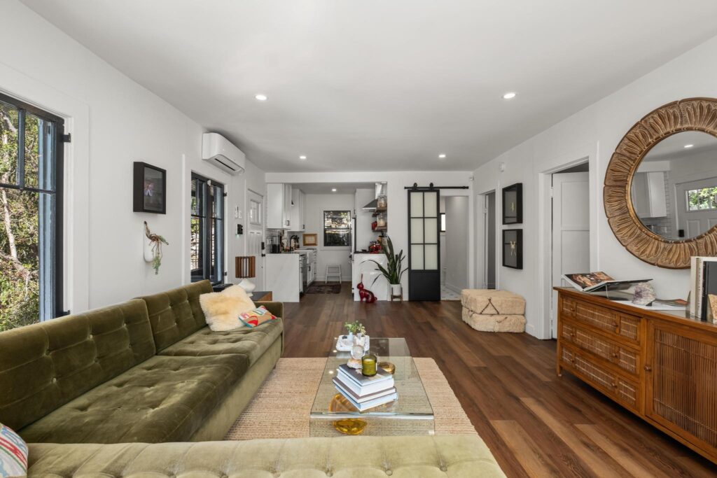 2108 Tavern Trail 7
