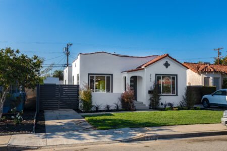 01 2143 S Redondo Front01