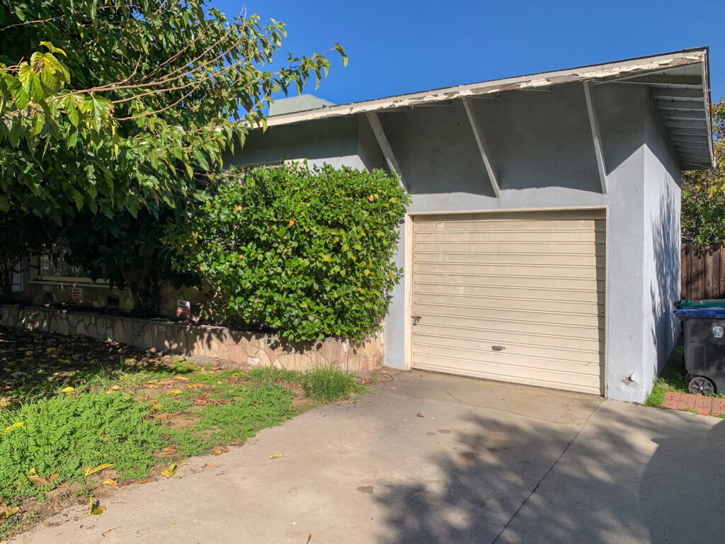 320 S Glenwood Pl 46