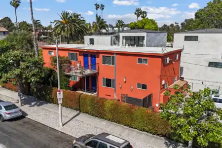 502 Westminster Ave Venice CA Primary Photo 1 LargeHighDefinition
