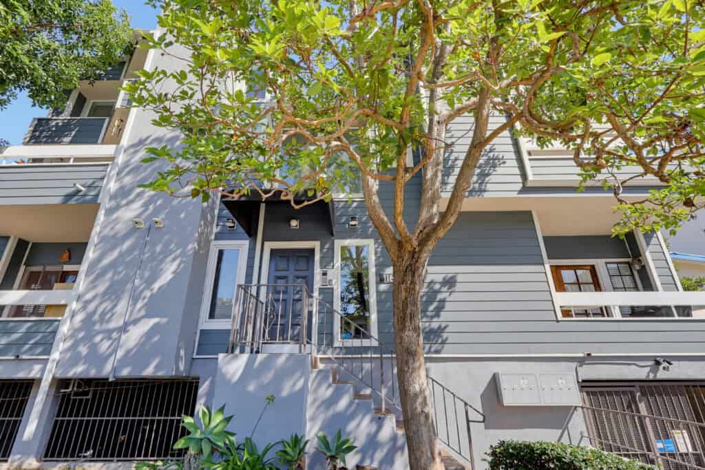 11818 Courtleigh Dr Apt 104 002