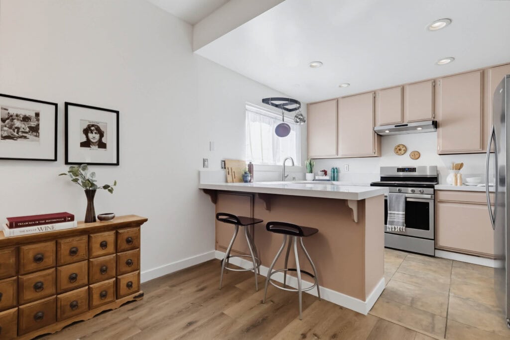 11818 Courtleigh Dr Apt 104 025