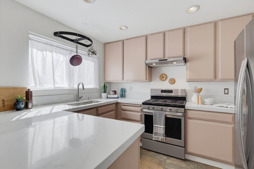 11818 Courtleigh Dr Apt 104 030