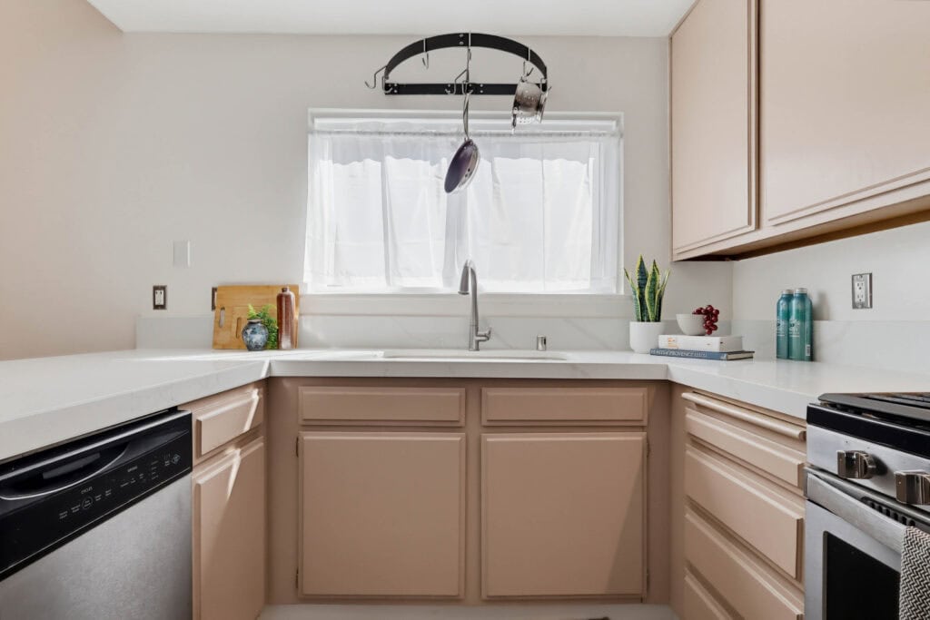 11818 Courtleigh Dr Apt 104 033